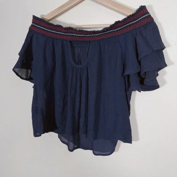 Lulu's Cold  Shoulder Navy Top - Picture 5 of 6